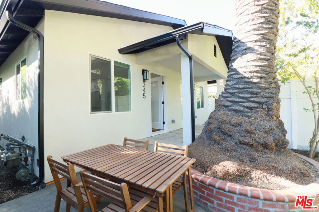 345 Huntley Drive