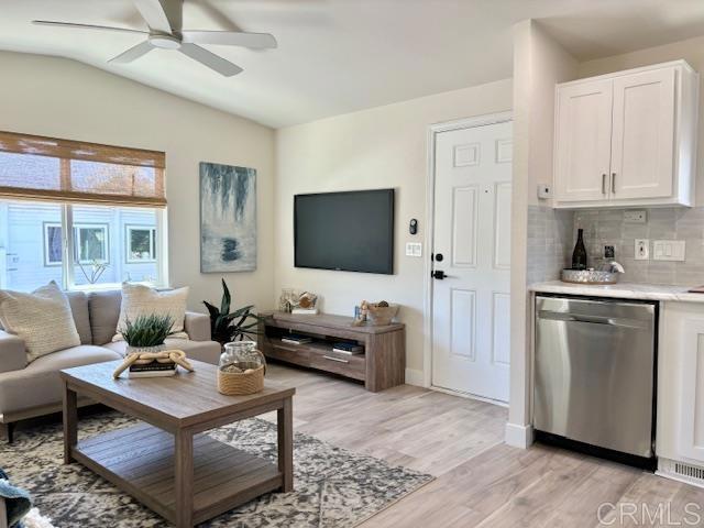 Detail Gallery Image 9 of 25 For 699 N Vulcan Ave #73,  Encinitas,  CA 92024 - 1 Beds | 1 Baths