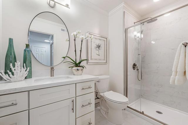 366 Treasure Island Drive, Belmont CA: https://media.crmls.org/mediaz/cfe04e7c-d047-4c16-8f4a-b4810e68627d.jpg
