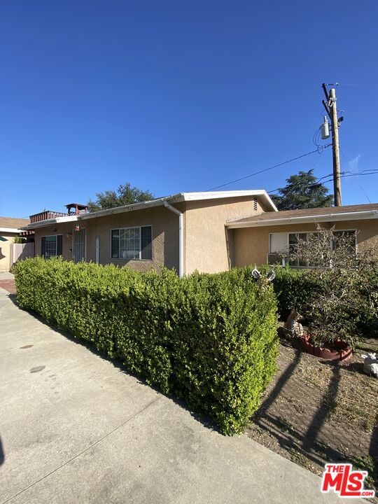 Great opportunity to own in the City of Duarte! This corner lot, single story home features 3 bedrooms, 2.5 baths and 1,475 sqft living space! This home also has a den and a private wood deck balcony. Large 2 car detached garage with half bath and laundry. Plenty of parking for the family or an RV. Completely fenced yard. The city of Duarte is home to several impressive public and private schools including the popular California School of Arts, CSArts-SGV, making it a smart choice for growing families. Conveniently located to shopping centers, restaurants, the Gold Line station, and the 210/605 freeways. Tax records show property as a 3bed; 1 bath, 1,108 sqft. Buyer to verify the accuracy of the square footage, lot size/permitted or un-permitted spaces or other information concerning the conditions or features of the property. Buyer is advised to independently verify the accuracy of all information. Probate sale. Property being sold "AS IS", no repairs.