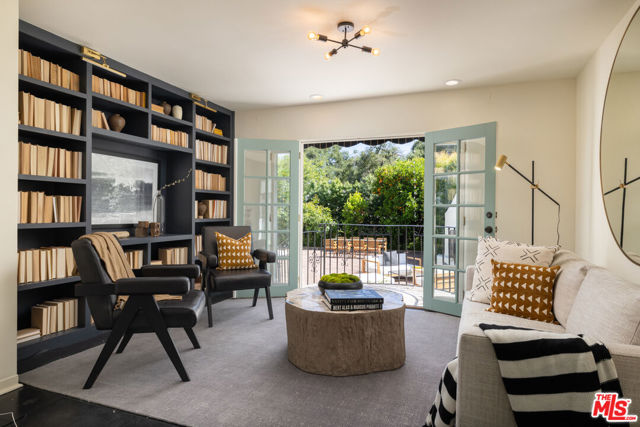 205 S Lomita Avenue, Ojai CA: https://media.crmls.org/mediaz/cfe0c487-39b2-47f1-a5b0-d640a9b5139e.jpg
