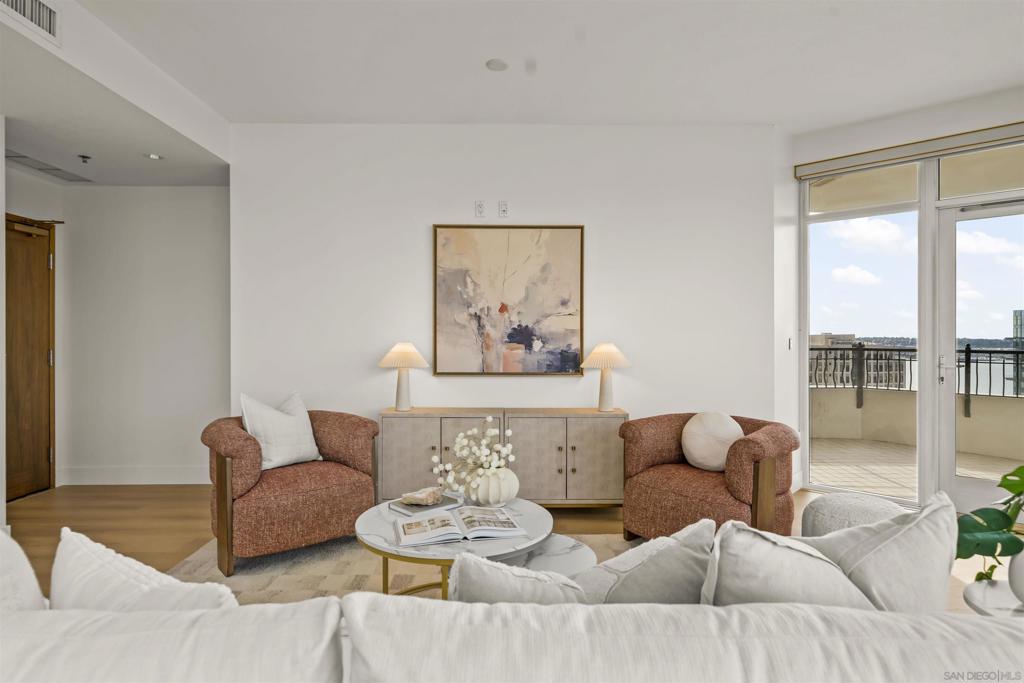 700 Harbor - photo 4
