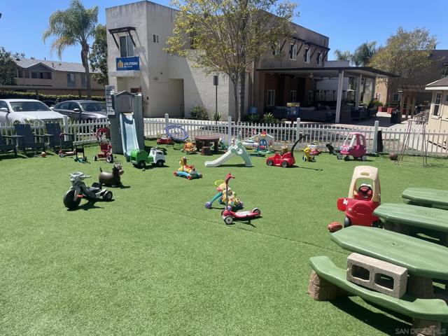 720 W California Ave., Vista CA: https://media.crmls.org/mediaz/cfe1ab9c-1a6a-4d6b-88cb-642b6e24a9b8.jpg