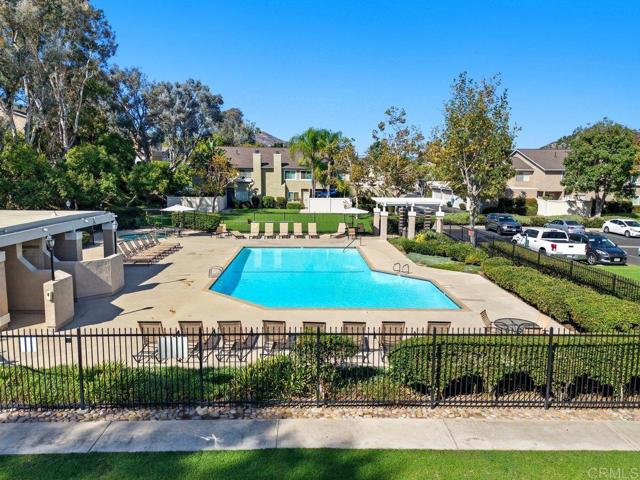 Detail Gallery Image 4 of 41 For 13544 Comuna Drive, Poway,  CA 92064 - 3 Beds | 2/1 Baths