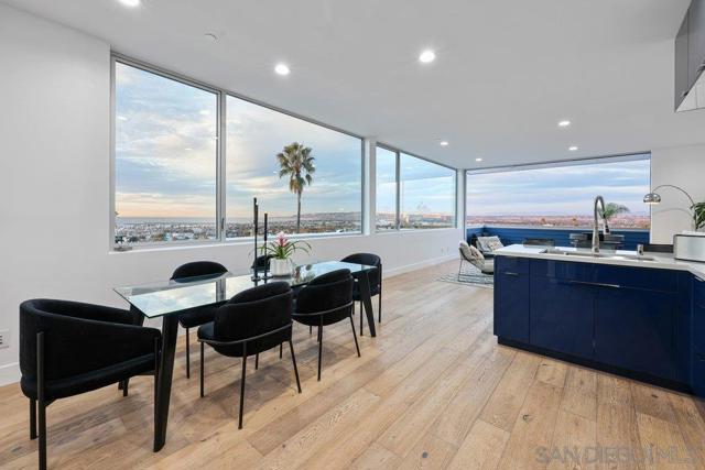 4545 Newport Ave, San Diego CA: https://media.crmls.org/mediaz/cfe35ef9-243a-4501-9ee9-86882a9998bc.jpg