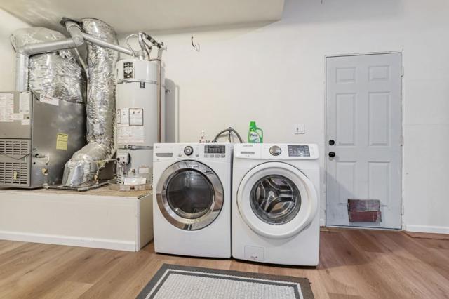 2604 La Paloma Lane, Santa Cruz CA: https://media.crmls.org/mediaz/cfe3a025-39b4-4aca-886c-588ad430e8ef.jpg