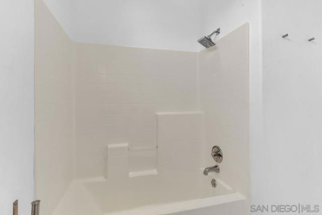 1642 7th Ave, San Diego, California 92101, 1 Bedroom Bedrooms, ,1 BathroomBathrooms,Condominium,For Sale,7th Ave,240023157SD