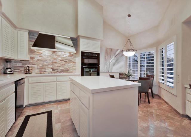55417 Firestone, La Quinta CA: https://media.crmls.org/mediaz/cfe612ef-05d2-4d34-8b4f-538c248f29e2.jpg