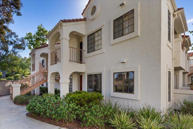 13330 Caminito Ciera, San Diego CA: https://media.crmls.org/mediaz/cfe6369d-4f9b-4036-b248-d1d76e5823ca.jpg