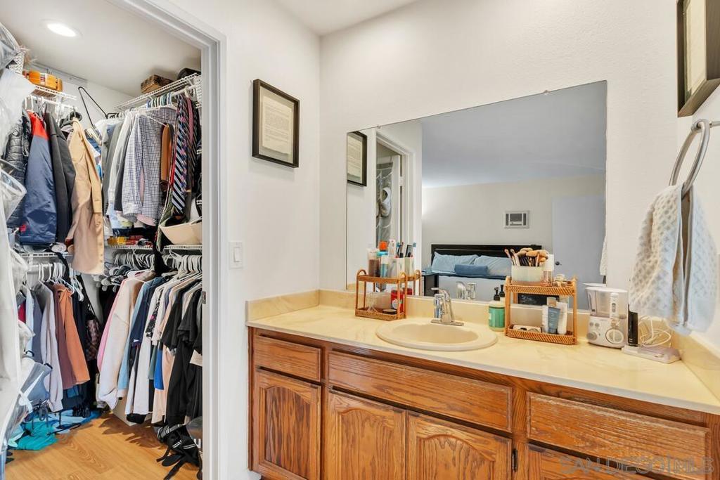 4725 35th St - photo 17