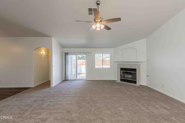 Detail Gallery Image 11 of 39 For 10908 Royal Ascot Ave, Bakersfield,  CA 93312 - 4 Beds | 2 Baths