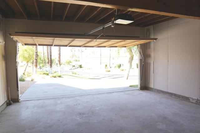 259 Desert Falls Drive E, Palm Desert, CA 92211