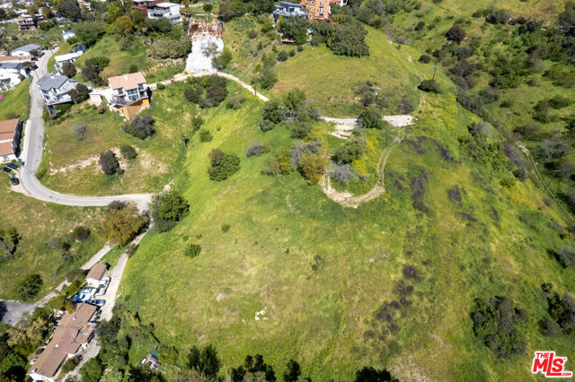 3566 N Paseo Drive, Los Angeles CA: https://media.crmls.org/mediaz/cfe6d36b-7fc8-403e-9465-997c03b58e9f.jpg