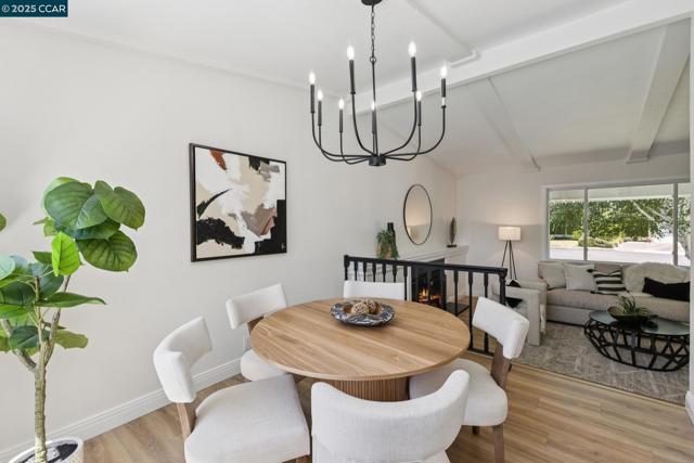 36 Playa Ct, San Ramon CA: https://media.crmls.org/mediaz/cfe7b030-fc69-4178-80f8-a93a796c8649.jpg