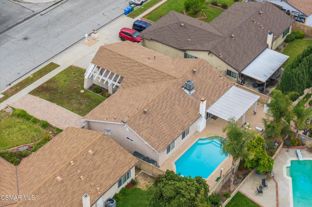 2705 N Broadmoor Avenue, Simi Valley CA: https://media.crmls.org/mediaz/cfe915c9-533a-46b3-9b1a-cfb11ed70492.jpg