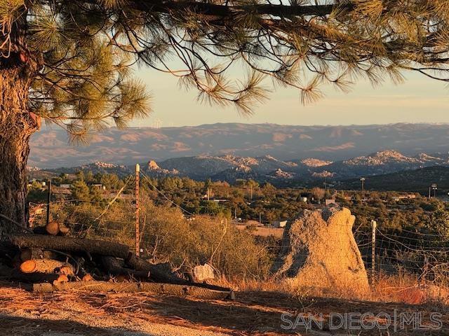 Image 55 of 74 For 2513 Tecate Divide Rd