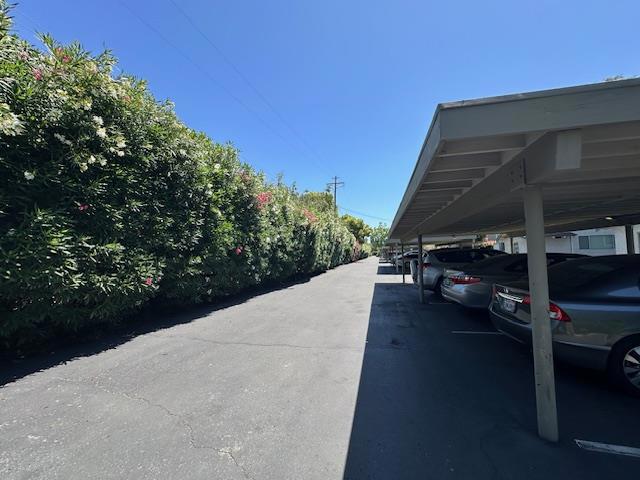 597 Valley Forge Way, Campbell CA: https://media.crmls.org/mediaz/cfea5f37-8952-4fdc-bf37-10e010daceec.jpg