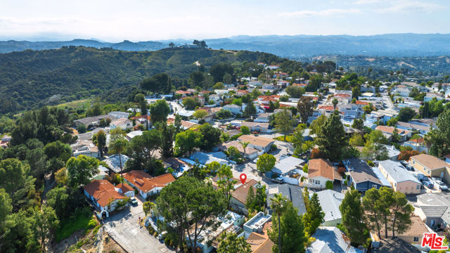 1196 Aztec, Topanga, California 90290, 3 Bedrooms Bedrooms, ,2 BathroomsBathrooms,Single Family Residence,For Sale,Aztec,24397275