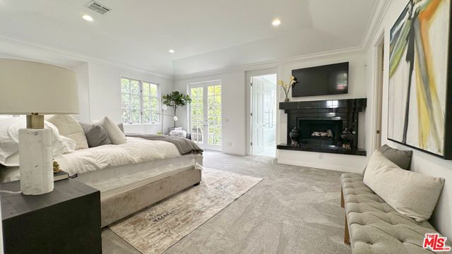 Image 40 of 73 For 723 10th Street