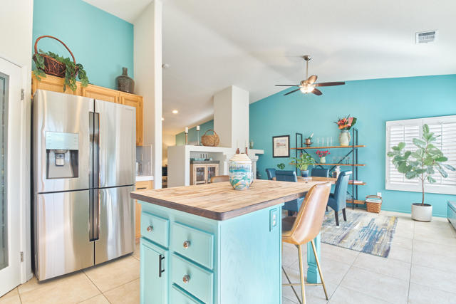 81145 Aurora Avenue, Indio CA: https://media.crmls.org/mediaz/cfec49d0-c9f5-4772-8858-0f03ce676c1a.jpg