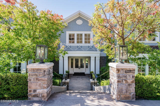 2385 Calbourne Court, Lake Sherwood CA: https://media.crmls.org/mediaz/cfed10e8-1bf8-40db-ab1d-60bae3cf415c.jpg