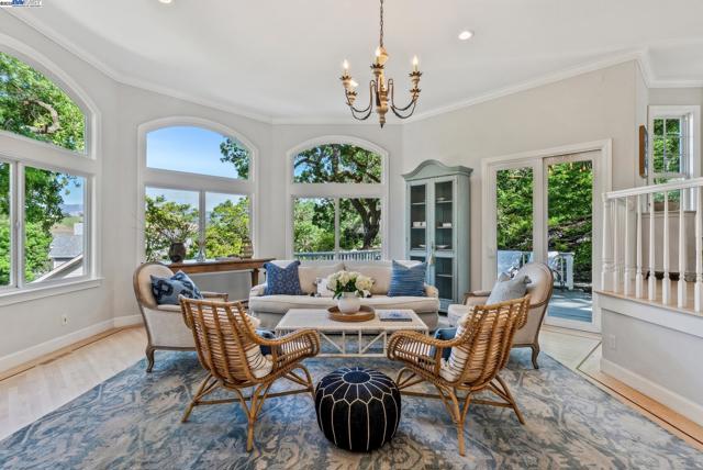 1617 Campesino Ct., Alamo CA: https://media.crmls.org/mediaz/cfed33c4-428b-49e7-b93d-b9262fd938ae.jpg