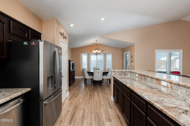 Detail Gallery Image 13 of 31 For 4813 Smokey Mountain Way, Bakersfield,  CA 93312 - 4 Beds | 2 Baths