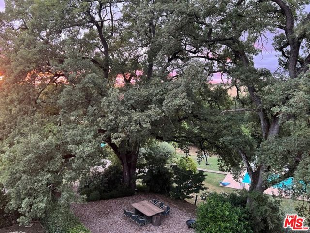 10 Via San Lorenzo, Umbria, ITALY,  CA: https://media.crmls.org/mediaz/cfee736c-6d19-4117-9d5f-5fdb4132cb45.jpg