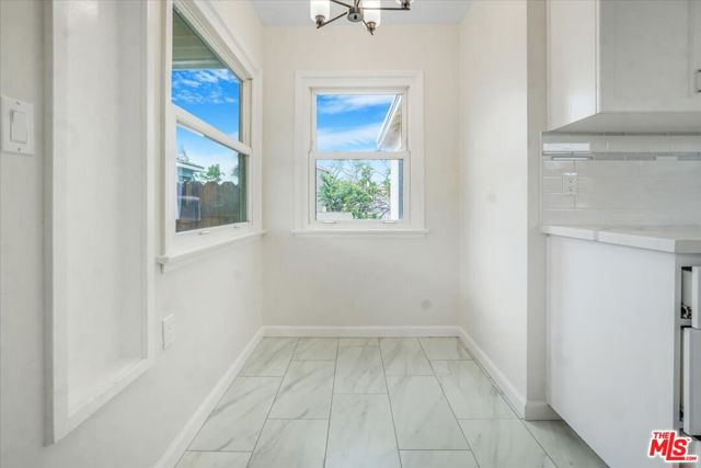 8151 Vista Del Rosa Street, Downey CA: https://media.crmls.org/mediaz/cfeeabda-e931-4215-a745-1ef9f0aa5854.jpg