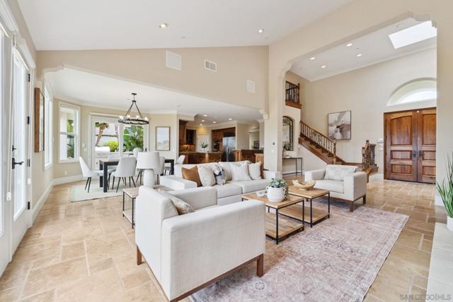14351 Via Baroda, San Diego CA: https://media.crmls.org/mediaz/cfef4048-7290-4b73-80e3-adafe9d6ea01.jpg