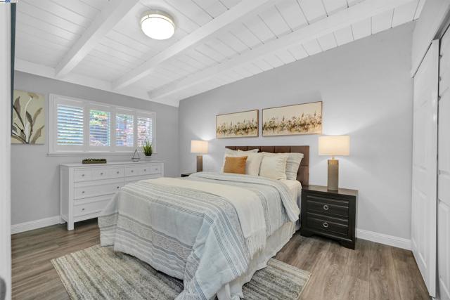 38392 Nebo Dr, Fremont CA: https://media.crmls.org/mediaz/cfef612b-b2a0-453b-9315-5a111a92f485.jpg