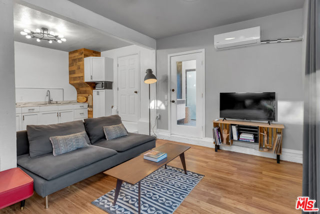 17832 Little Tujunga Canyon Road, Santa Clarita CA: https://media.crmls.org/mediaz/cff16edc-f168-483f-9485-e02a938cbcc5.jpg