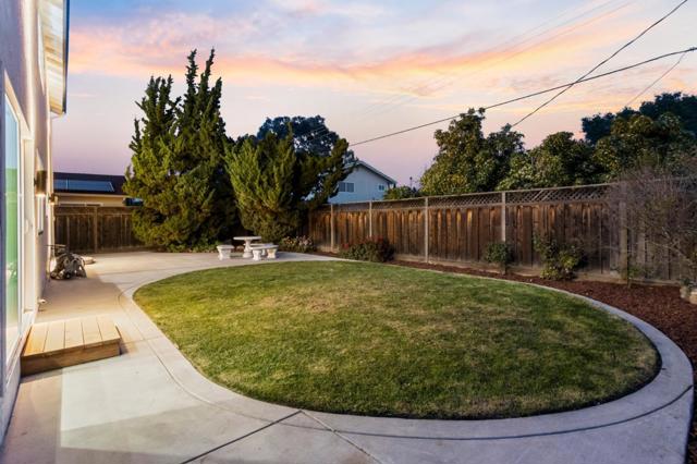 Image 53 of 55 For 868 Laburnum Drive