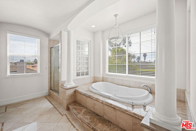 1756 Ruhland Avenue, Manhattan Beach CA: https://media.crmls.org/mediaz/cff1d68e-b919-4946-bc2b-6b4ddfc2bd0d.jpg