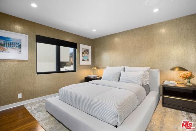 9318 Warbler Way, Los Angeles CA: https://media.crmls.org/mediaz/cff29775-d8ed-46e8-a0b5-f0cdb0681adf.jpg