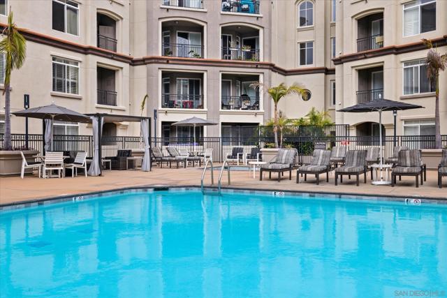 9237 Regents Rd., La Jolla CA: https://media.crmls.org/mediaz/cff3e965-bfe0-4282-80ed-a22b2c8e7b48.jpg