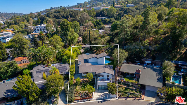 3658 Willowcrest Avenue photo 61