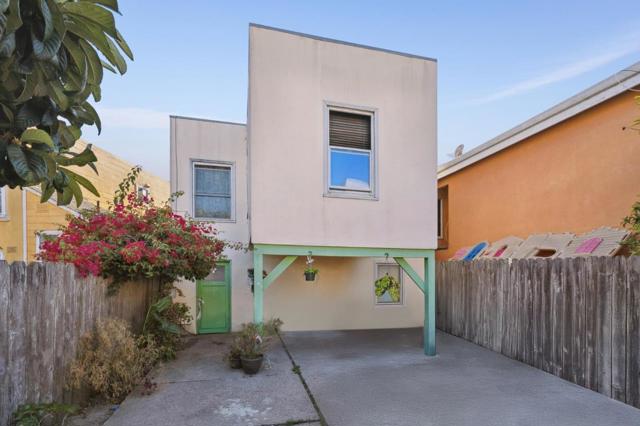 233 Village Way, South San Francisco CA: https://media.crmls.org/mediaz/cff45ed9-81b3-447a-8223-733106c14d21.jpg