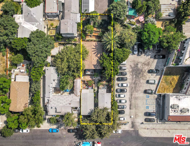 1118 Sanborn Avenue photo 26