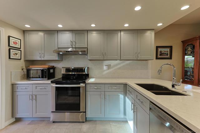 Image 4 of 20 For 140 El Norte Pkwy  35