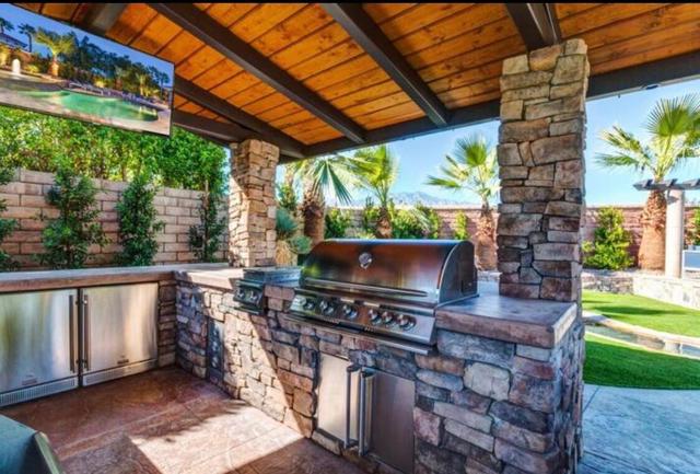 145 Via Solaro, Rancho Mirage CA: https://media.crmls.org/mediaz/cff6bd23-1180-422e-93c0-2ad23722cbfa.jpg