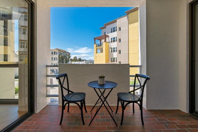 110 Park Road, Burlingame CA: https://media.crmls.org/mediaz/cff79254-9d20-44b9-9545-d5e663dc25bc.jpg