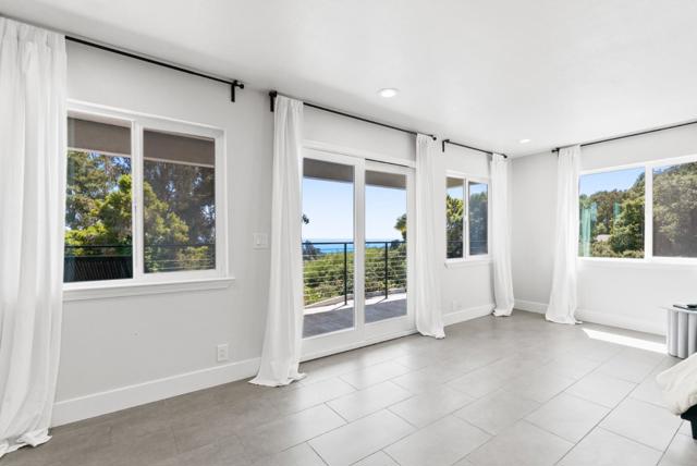 532 Moonrise Lane, Aptos CA: https://media.crmls.org/mediaz/cff7b5ef-4077-47c7-a4d2-36ca12d9d44d.jpg