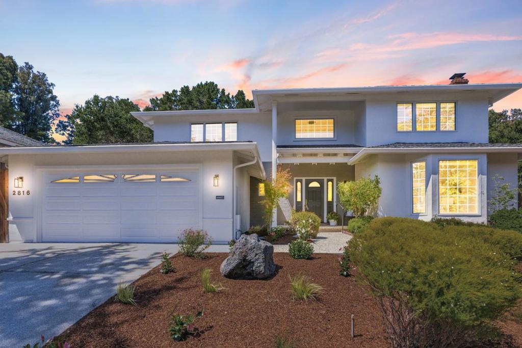 2816 Benson Way