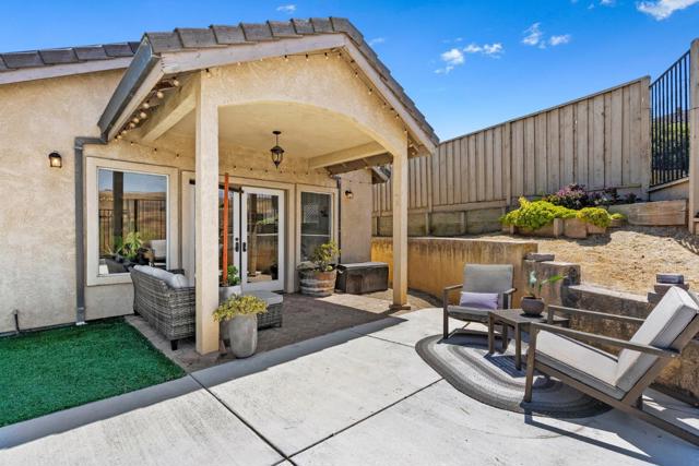 26446 Honor Lane, Salinas CA: https://media.crmls.org/mediaz/cff8ba9c-ffe8-449f-a85b-c3a65881f8c3.jpg