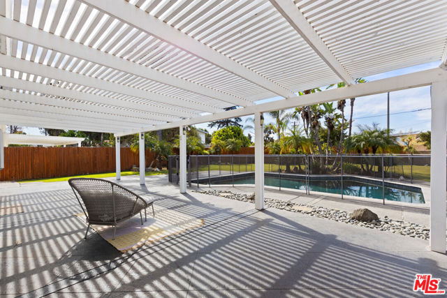 3059 Heather Drive, Fullerton CA: https://media.crmls.org/mediaz/cff9fd8d-3310-45d0-b7cf-dbab1da4448e.jpg