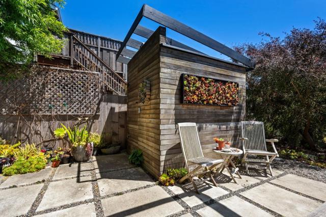 316 Valdez Avenue, Half Moon Bay CA: https://media.crmls.org/mediaz/cffa169a-3d2d-41db-b06d-72d48ae0c949.jpg