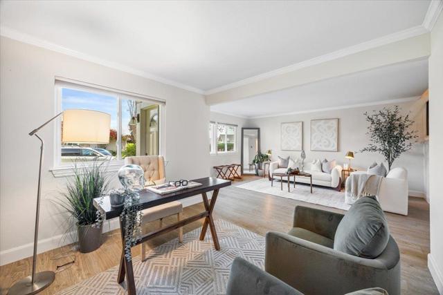 714 Comet Drive, Foster City CA: https://media.crmls.org/mediaz/cffc79eb-eb3c-47d6-8e0c-0a736b75b364.jpg