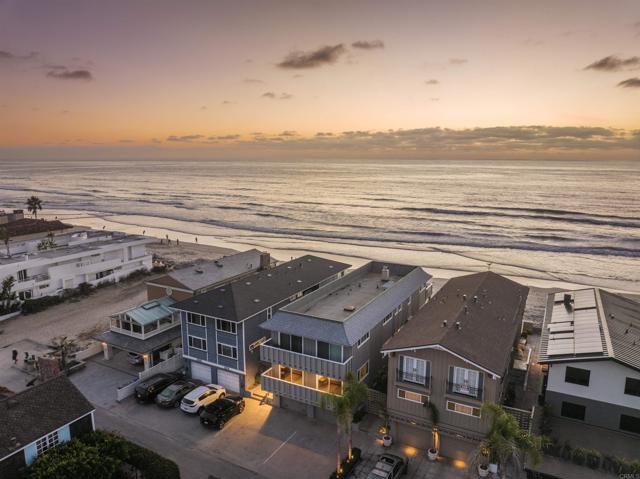 Detail Gallery Image 1 of 21 For 1812 Ocean Front, Del Mar,  CA 92014 - 3 Beds | 2 Baths