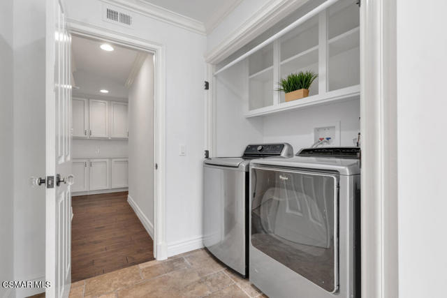 6344 Kerryhill Court, Agoura Hills CA: https://media.crmls.org/mediaz/cffed034-bf46-44b4-8e9e-15b2d864001b.jpg